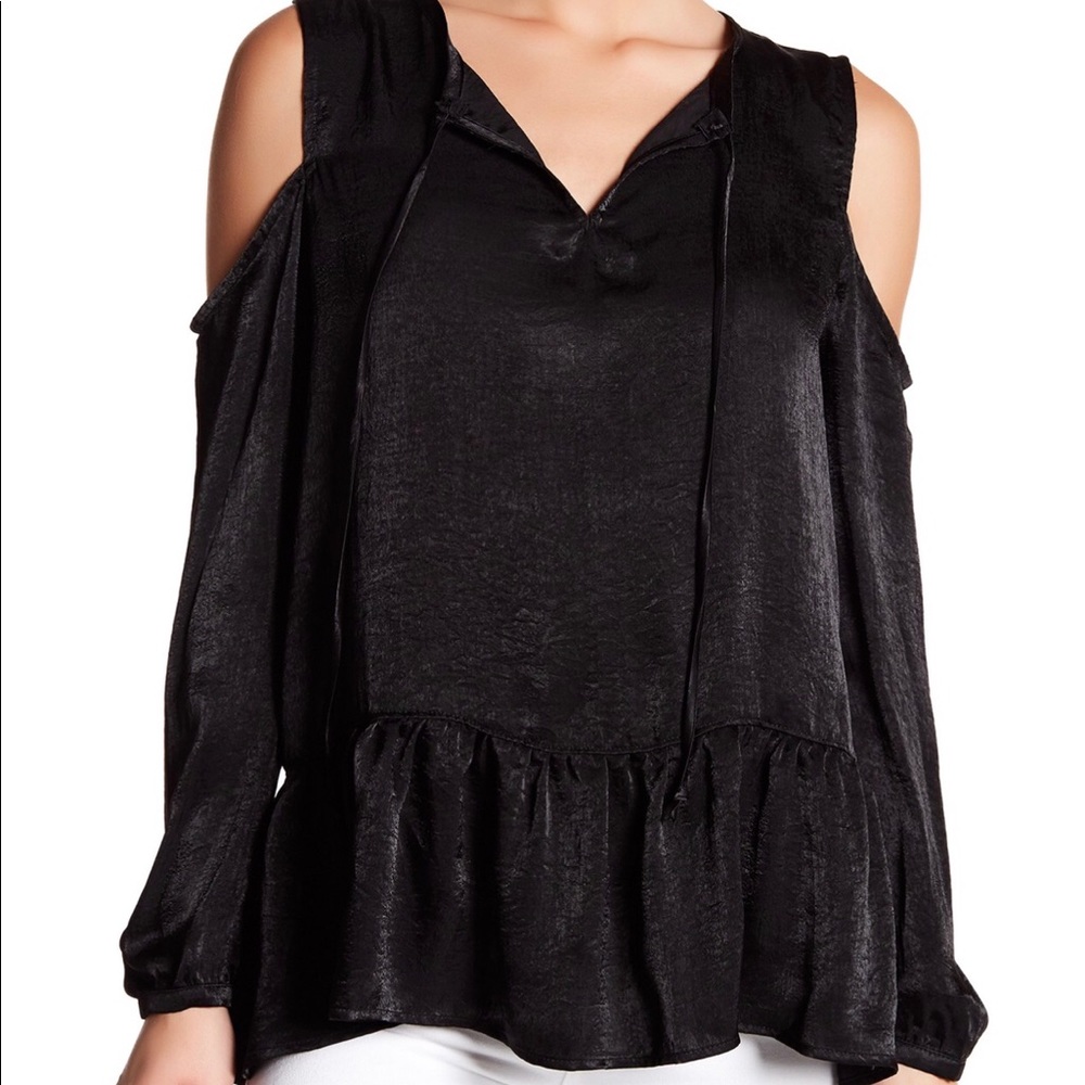 Harlowe & Graham Cold Shoulder Peplum Blouse